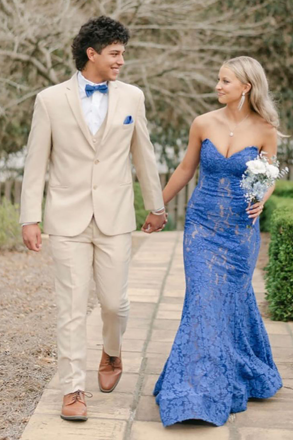 Ivory Notched Lapel 3 Piece Prom Wedding Suits