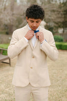 Load image into Gallery viewer, Ivory Notched Lapel 3 Piece Prom Wedding Suits