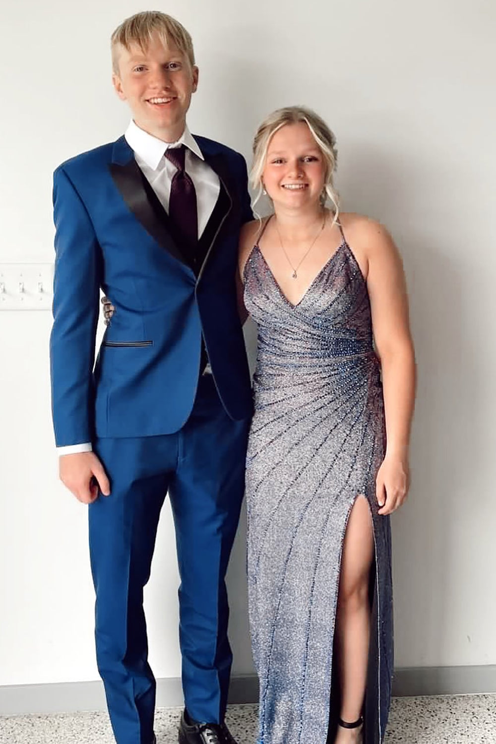 Dark Blue 2 Piece Patchwork Peak Lapel Formal Prom Suits
