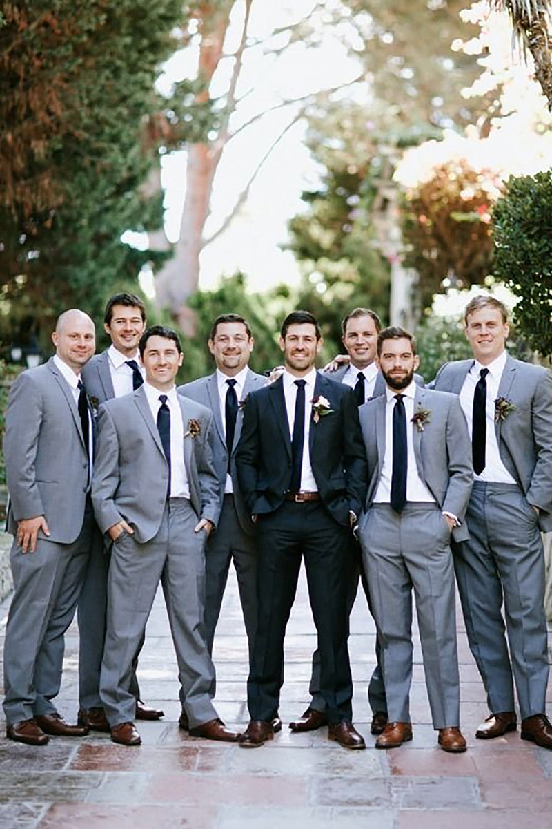 Load image into Gallery viewer, Grey 2 Piece Notched Lapel Groom Wedding Suits