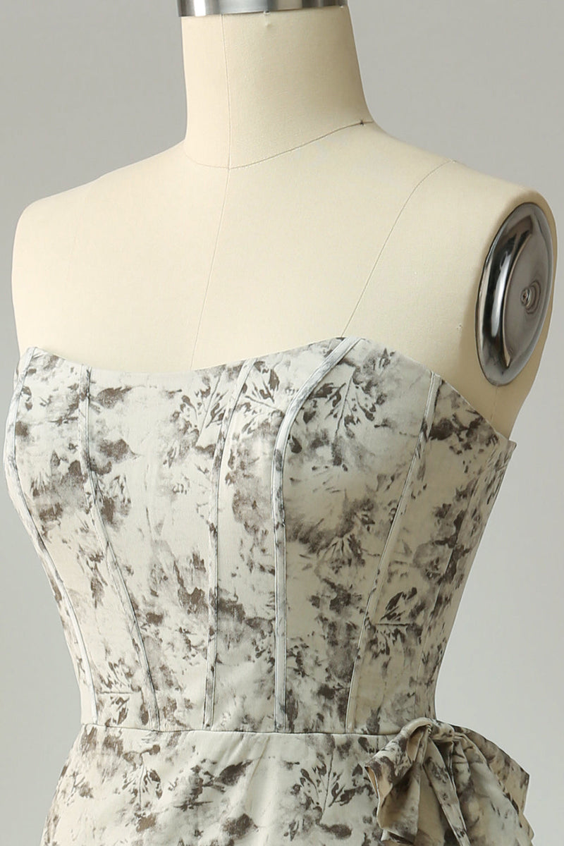 Load image into Gallery viewer, Sheath Sweetheart Grey Printed Bridesmaid Dress with Belt