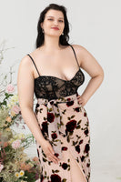 Load image into Gallery viewer, Sheath Spaghetti Straps Black Floral Plus Size Wedding Guest Dress with Slit