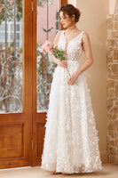 Load image into Gallery viewer, White Appliques Tulle Wedding Dress