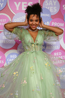 Load image into Gallery viewer, Tulle Deep V Neck Green Gorset Long Prom Dress with Embroidery