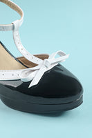 Load image into Gallery viewer, Vintage Red T-Strap Heels